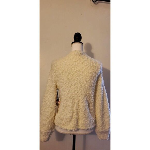 1. State Mock Neck Pullover S Antique White - Picture 9 of 9